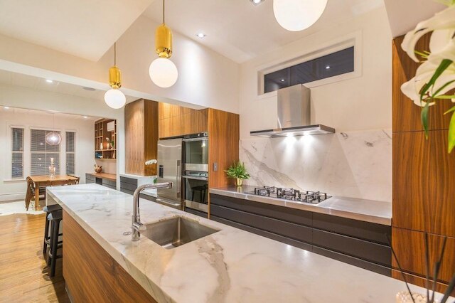 ロビンズ ラグジュアリー コテージ