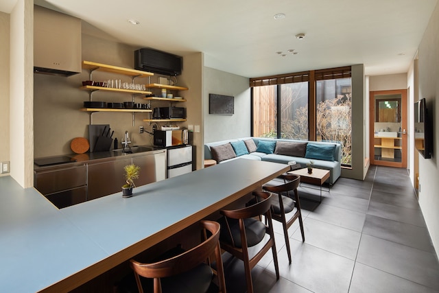 HANARE KYOTO 八条口