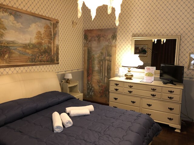 スモール パラダイス パレルモ