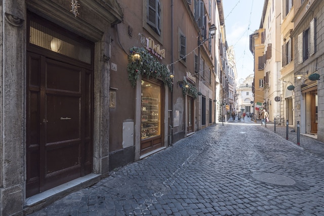 モンテチトーリオ & パンテオン スタイリッシュ フラット