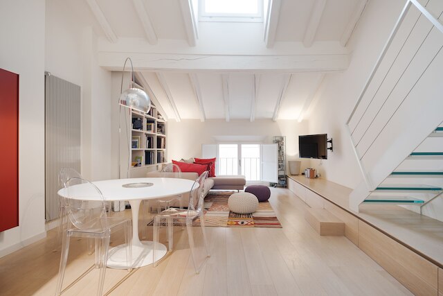 イン ザ シャドウ オブ ザ トゥー タワーズ