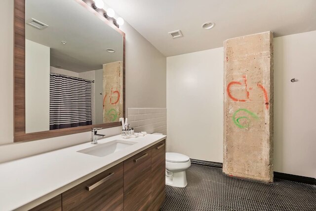 ビューティフル 3 ベッド ユニット イン パーフェクト ダウンタウン ロケーション