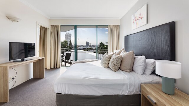 ホリデー ホリデー クラウン タワーズ