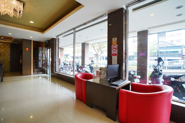 ハッピー ホテル (成都千和酒店)