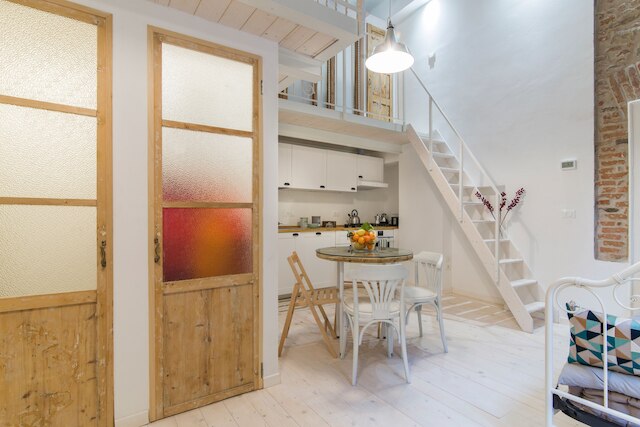 ユニバーシティ ロフト アパートメント