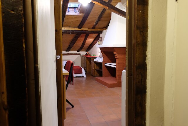 カスティリオーネ ラブリー マンサルダ