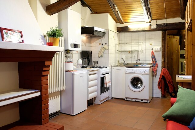 カスティリオーネ ラブリー マンサルダ