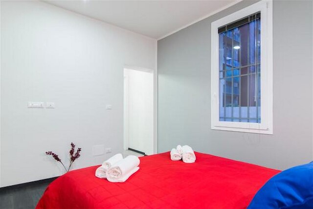 フレッチア ロッサ ボローニャ アパートメント