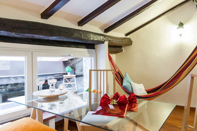 ボローニャ レインボー アパートメント