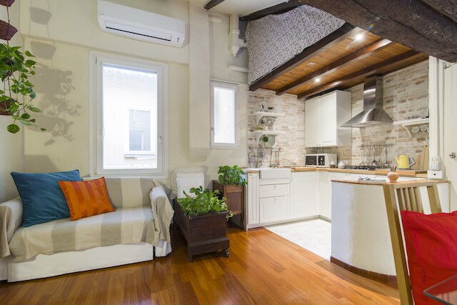 ボローニャ レインボー アパートメント