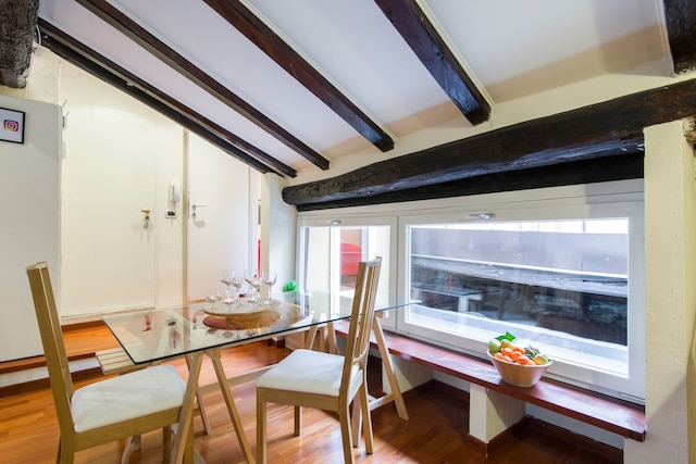 ボローニャ レインボー アパートメント