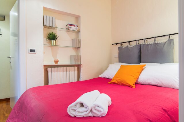 ボローニャ レインボー アパートメント