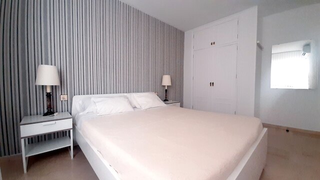 ヴェロ グラナダ アパートメンツ