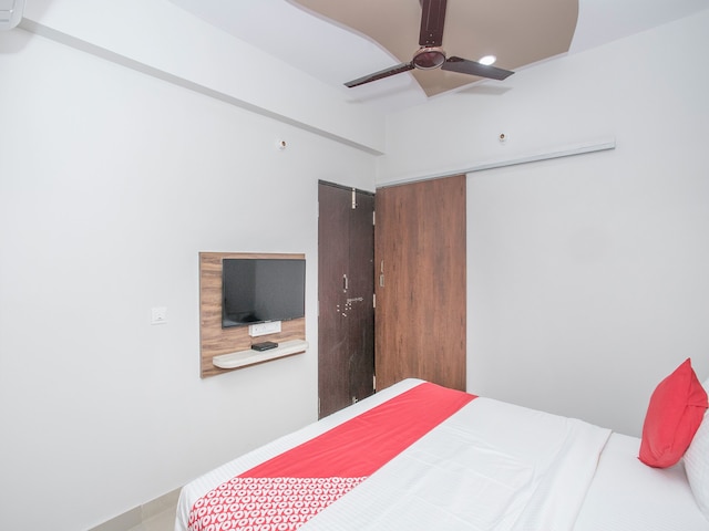 OYO 14424 サーラン フォーエバー