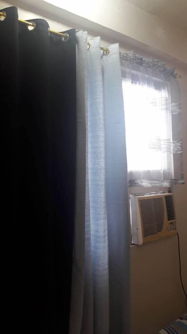 エコヌミ ルームズ アット ベンロシ プラザ