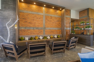 スーパー ホテル ティラワ