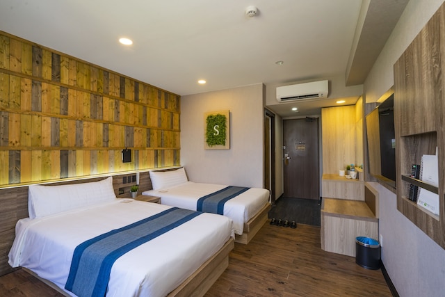 スーパー ホテル ティラワ