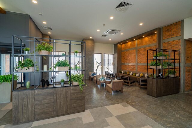 スーパー ホテル ティラワ