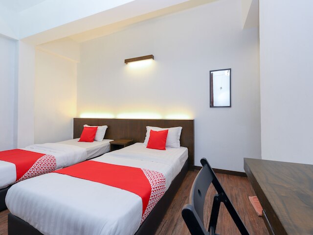 ホテル O マドラス