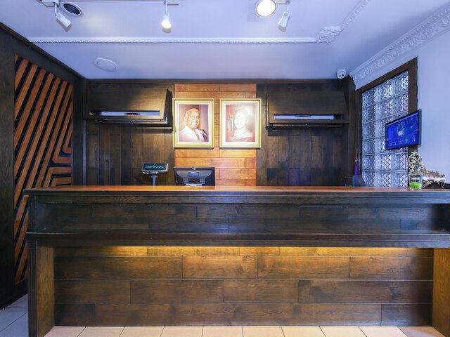 ホテル O マドラス