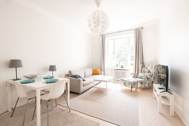 2ンドホームズ ビューティフル & モダン1 ベッBルーム ホーム ウィズ セントラル ロケーション