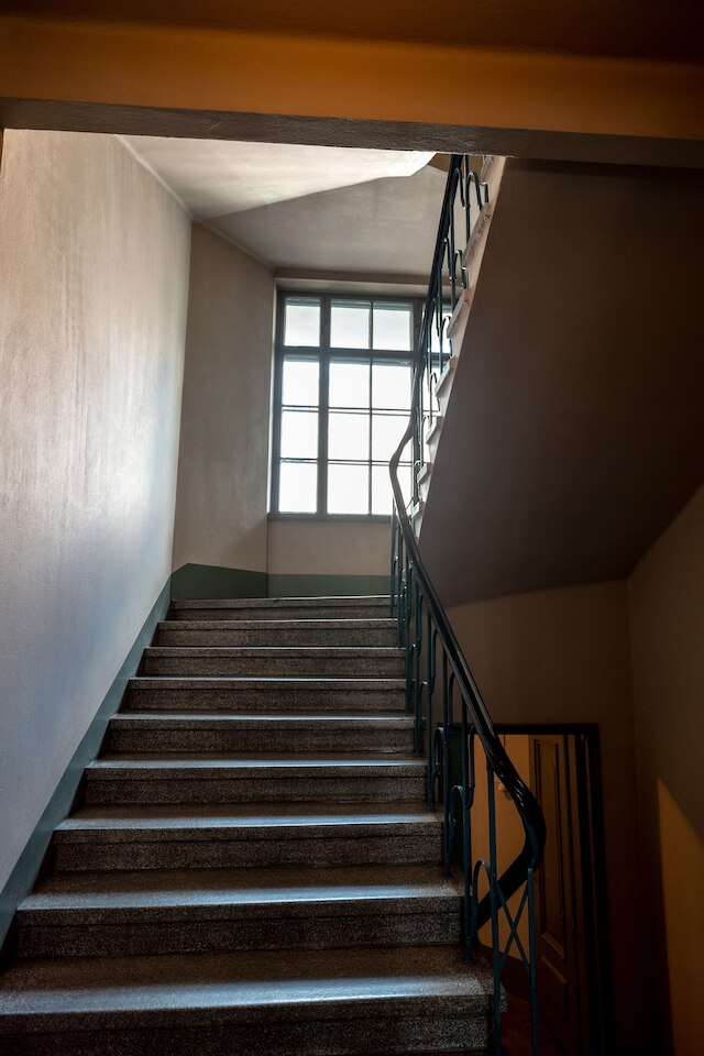 2ンドホームズ ビューティフル & モダン1 ベッBルーム ホーム ウィズ セントラル ロケーション