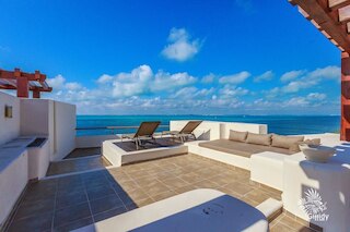 プエルタ アル マール - ペントハウス 504