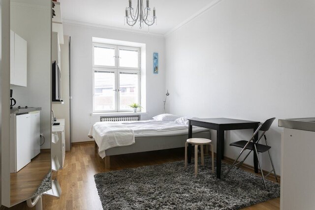 2ンドホームズ ブライト トップ フロア スタジオ イン フレドリキンカトゥ