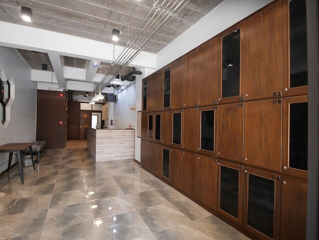 レイ コーヒー バー & ホステル - 大人限定