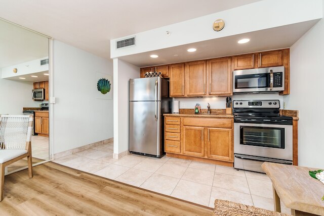 ロイヤル カハナ 702 スタジオ ベッドルーム コンド バイ レッドオーニング