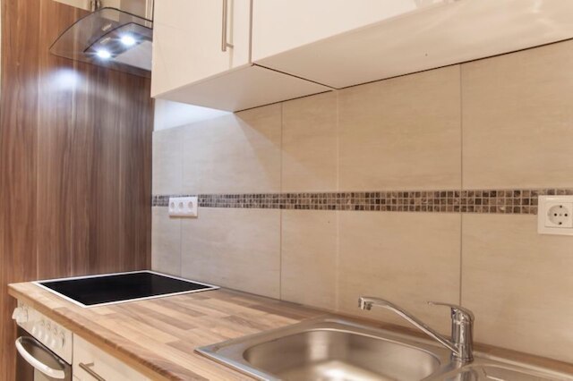 ベスト シティ ホーム アパートメント