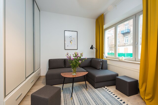 ショートステイポーランド シロトコバ (B48)