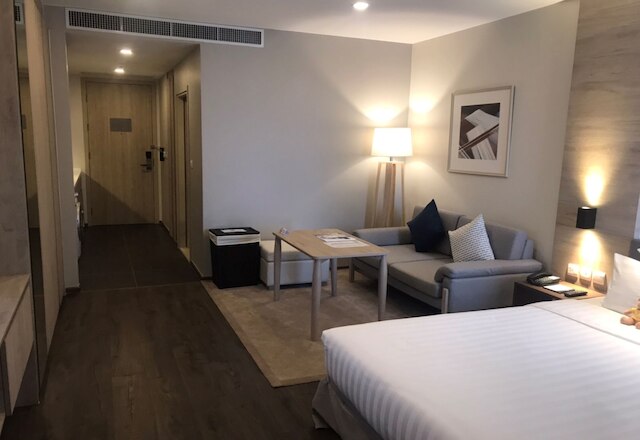 サマセット ハーバービュー シラチャ