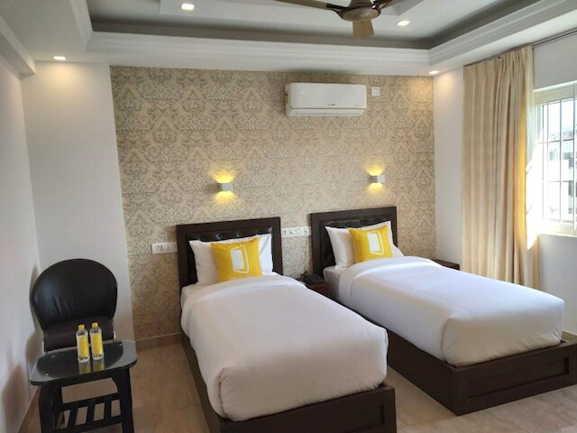 X バイ ブルーム - インディラナガー