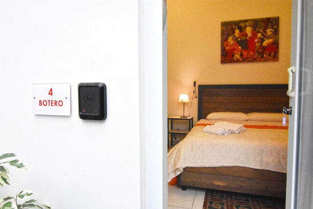 ニナレラ・ナポリ