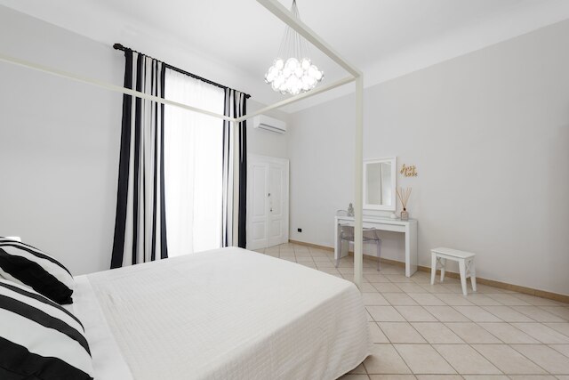 エインシェント メゾン M8 バーリ