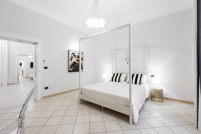 エインシェント メゾン M8 バーリ