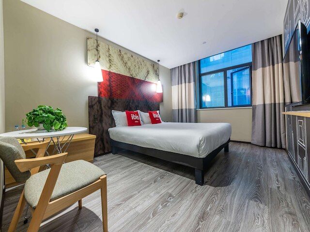 イビス 重慶 ジィファンベイ ペデストリアン ストリート ホテル