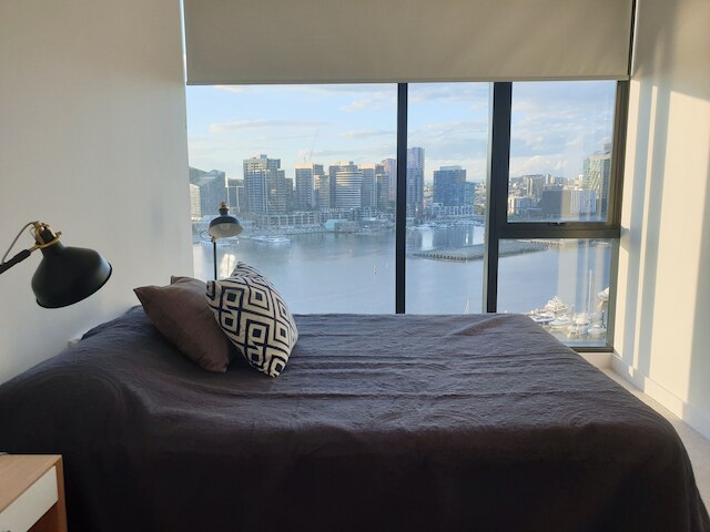 オレンジ ステイ アット コリンズ ワーフ