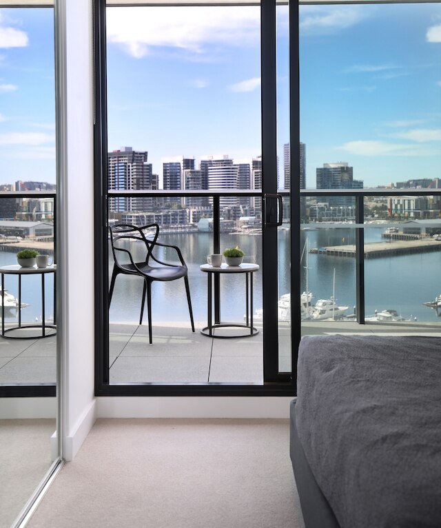 オレンジ ステイ アット コリンズ ワーフ