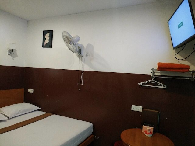 ダイアモンド ゲスト ハウス