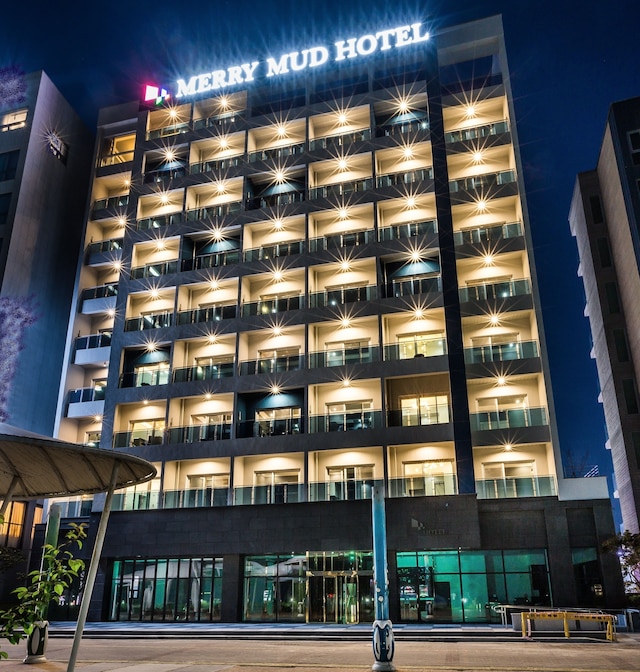 ホテル メリーマッド