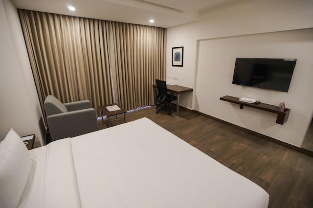 ジャーグ ホテル