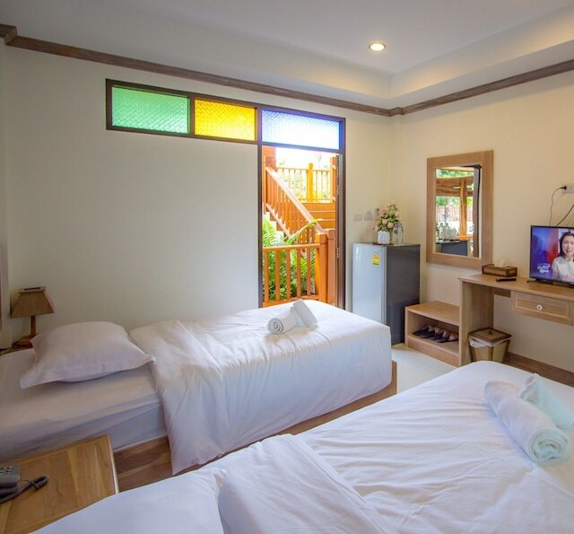 バーン ポンドチャノク ホテル