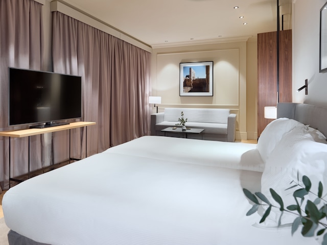 H10 パラシオ コロメラ