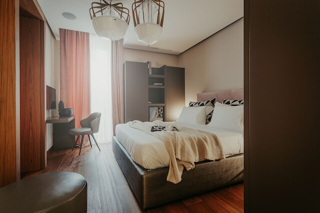 バカ スイーツ レストラン & バー