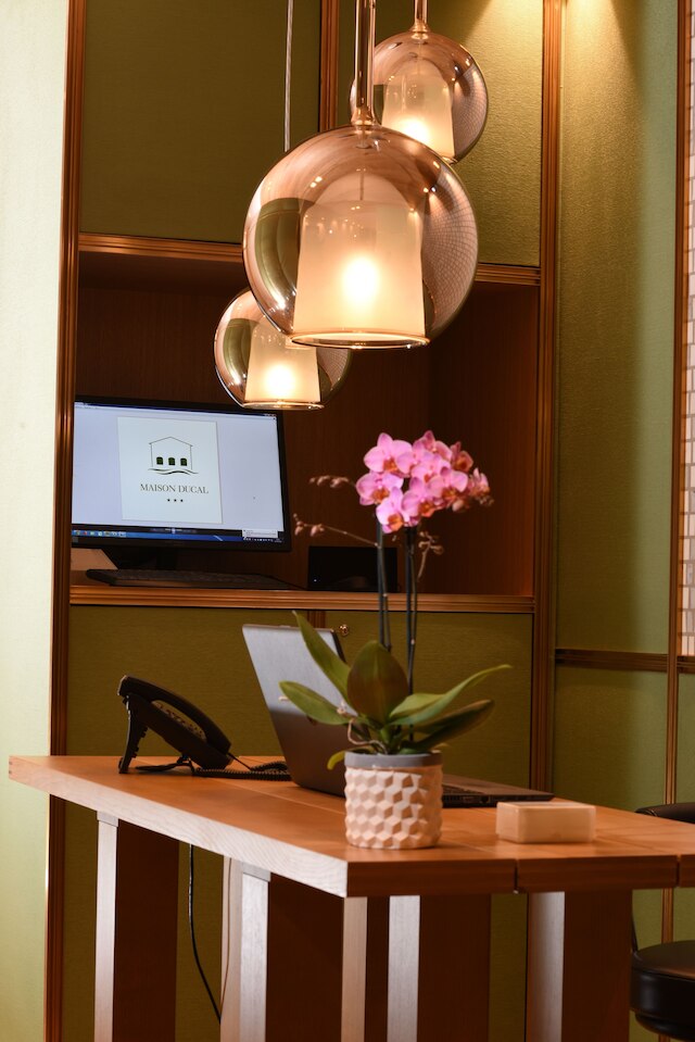 ホテル メゾン デュカル