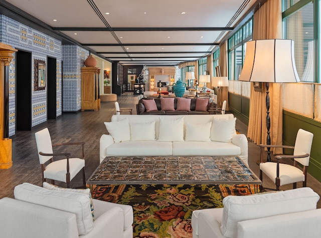 H10 カーサ デ ラ プラタ