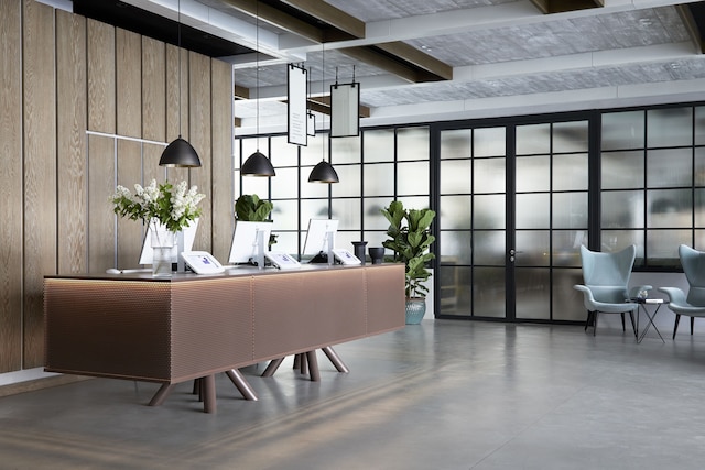 PURO ワルシャワ セントラム