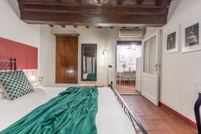 ワイン アパートメンツ フローレンス チリエジオーロ